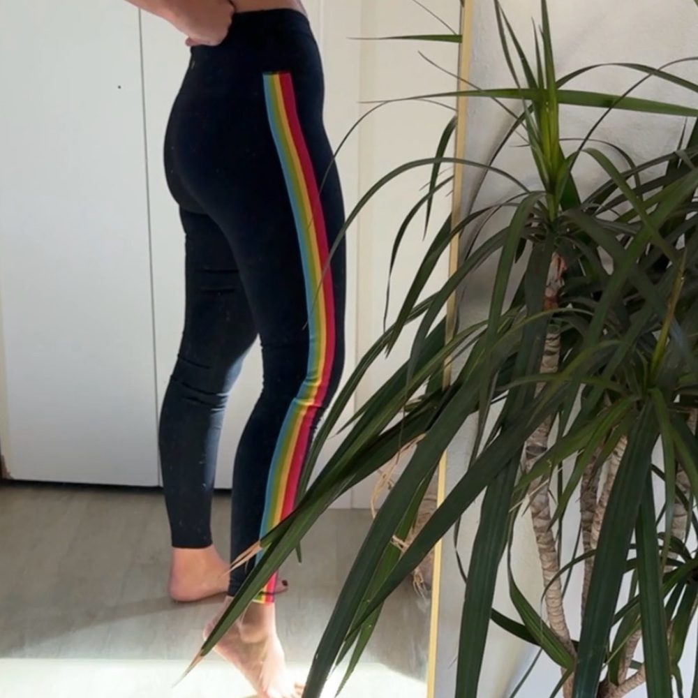 Spiritual Gangster Leggings